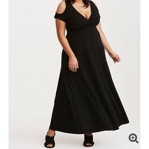 Torrid sz 00 Cold Shoulder Surplice Maxi Dress